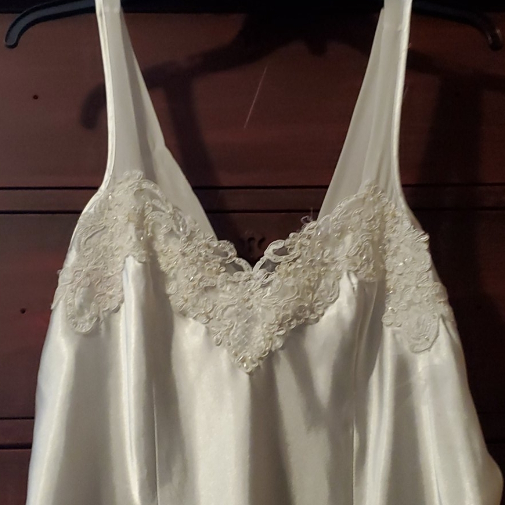 COPY - VTG Linea Donatella Wedding Night Robe and…